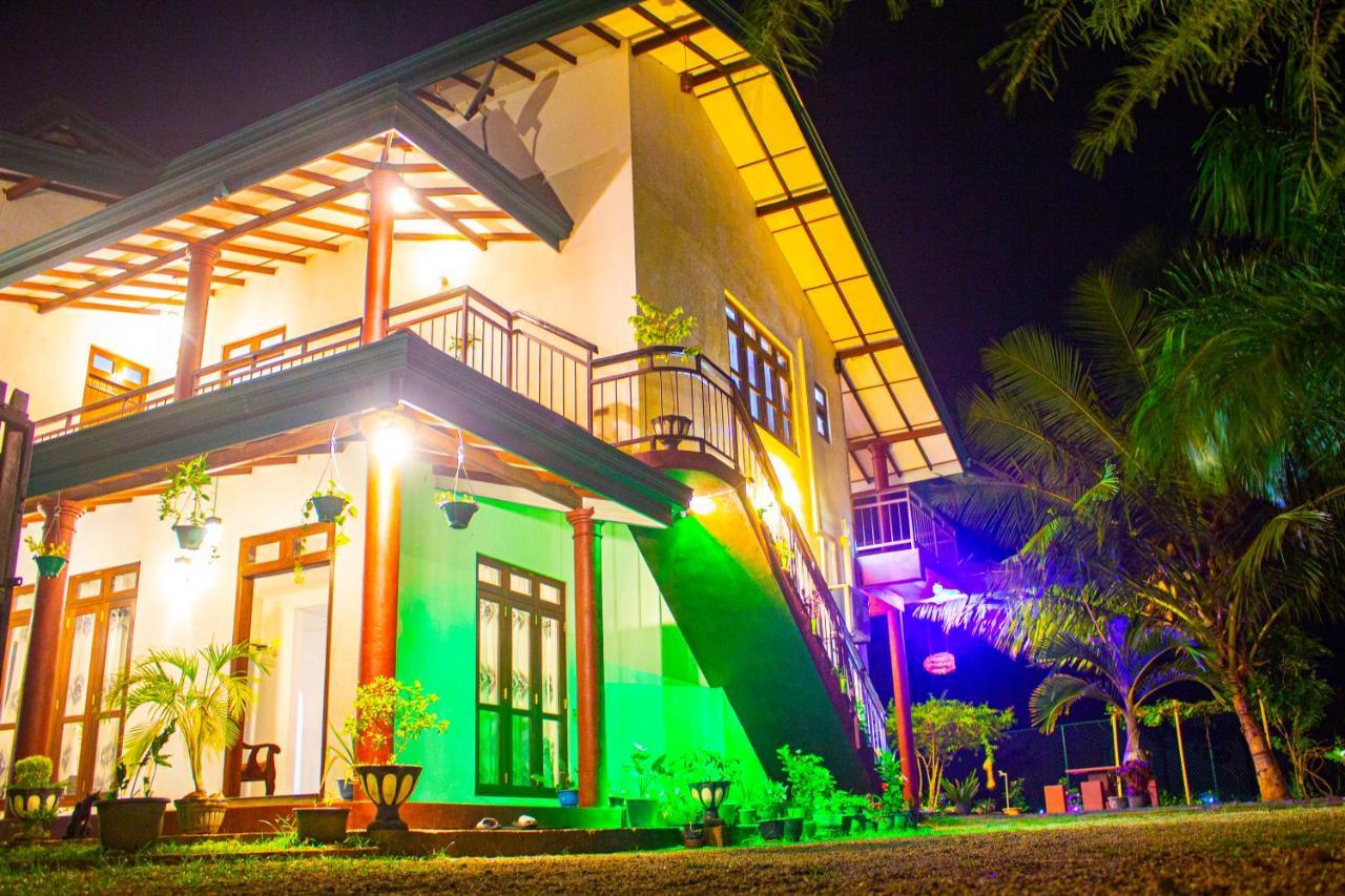 Lavender Home Yala Safari 티사마하라마 외부 사진