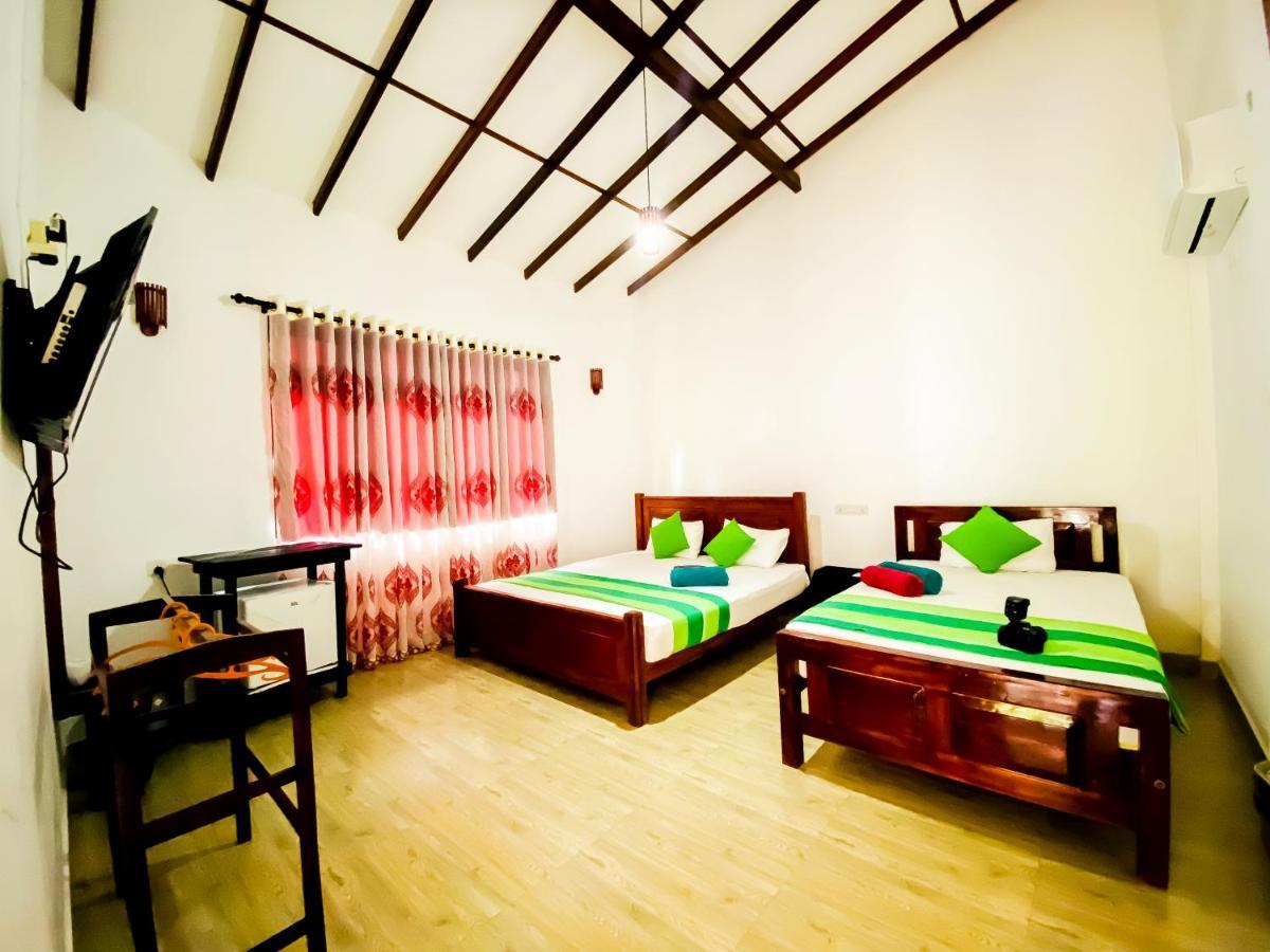 Lavender Home Yala Safari 티사마하라마 외부 사진
