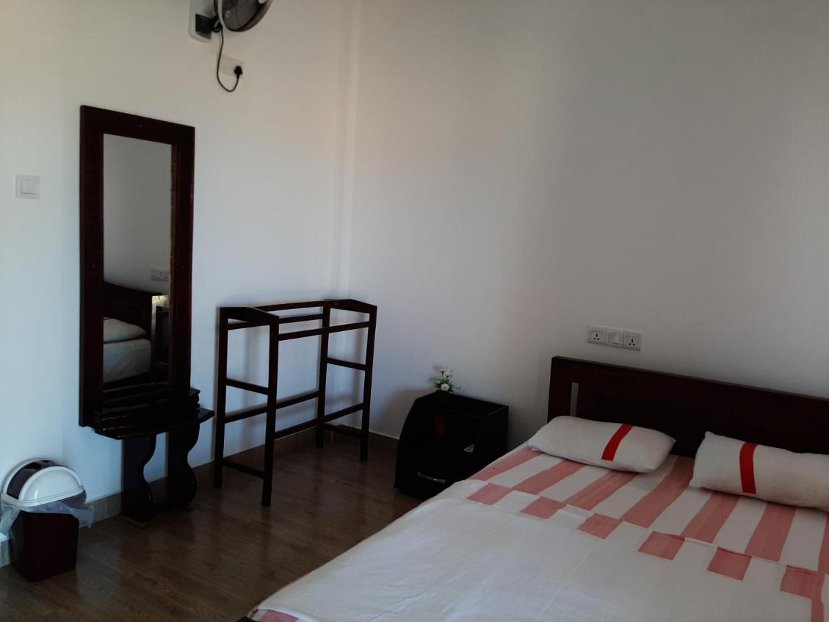Lavender Home Yala Safari 티사마하라마 외부 사진